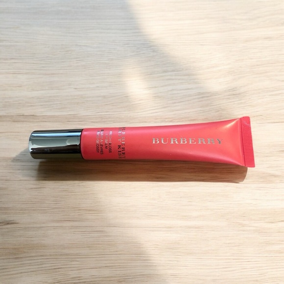 Burberry First Kiss Gloss Lip Balm Crushed Red No.04 NEW - Picture 1 of 3
